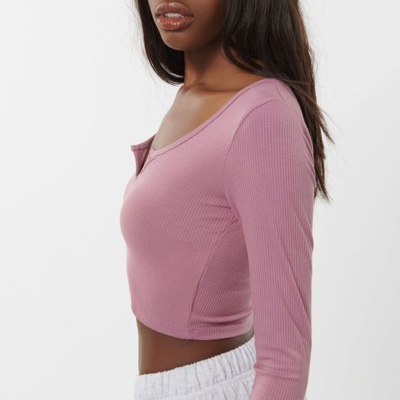 Garage Tee 🌸 - Picture 2 of 2